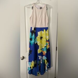 VINCE CAMUTO WHITE & FLORAL DRESS - SIZE 10!